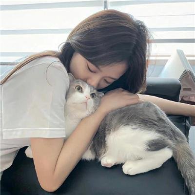 红衣少女